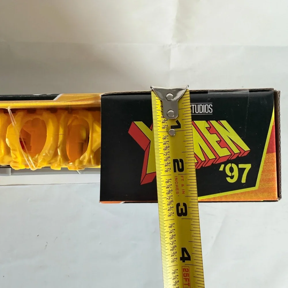 Nerf Elite Marvel X-Men '97 Wolverine Blaster Claw Pump Action Toy 12 Darts